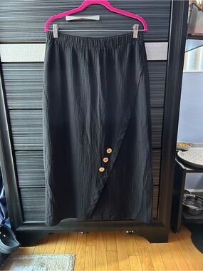 JM Collection Black Midi Wrap Skirt with Gold Buttons